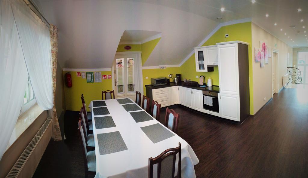 Willa Rozana - Apartamenty I Pokoje Goscinne Sandomierz Exterior foto