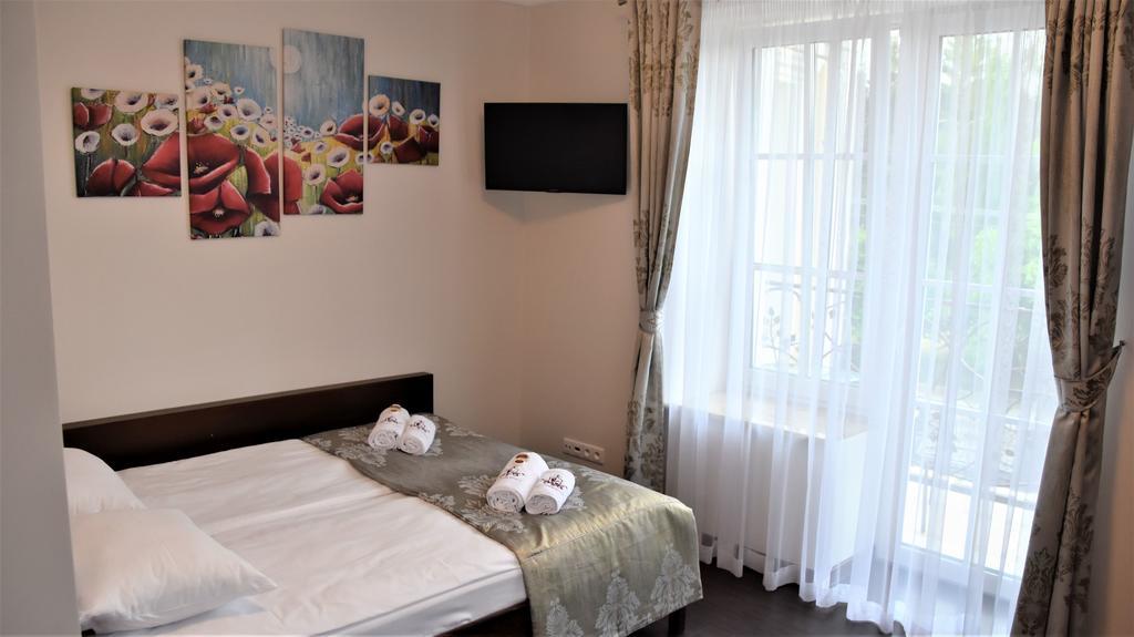 Willa Rozana - Apartamenty I Pokoje Goscinne Sandomierz Exterior foto